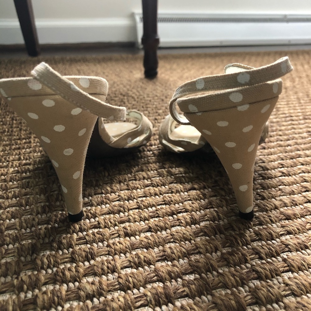 Jean-michel Cazabat taupe/white kitten heels. - Picture 3 of 4